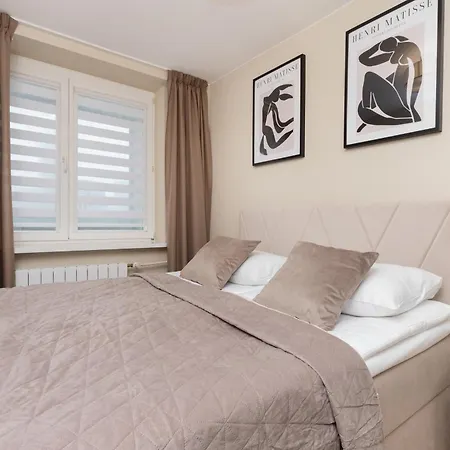 Stunning Srebrna With City View By Renters *